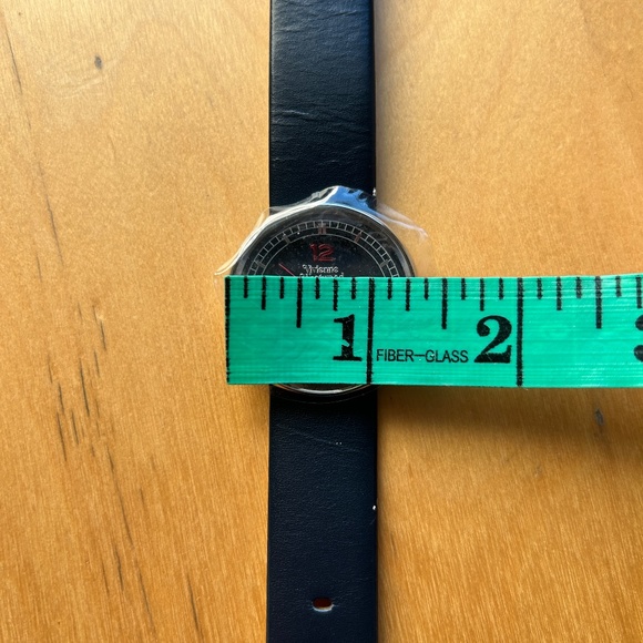 Vivienne Westwood Brand New Vintage Cute minimal Watch w/ Orb and Heart - Picture 11 of 11